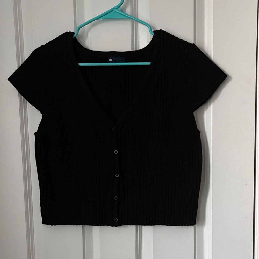 GAP Black Ribbed Short-Sleeve Button Front Sweater